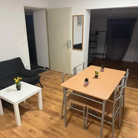 Praktische Monteurwohnung 1 * מארל